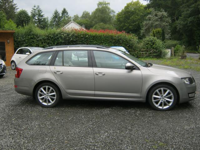 Skoda Octavia Elegance TDI CR 5 Door Estate